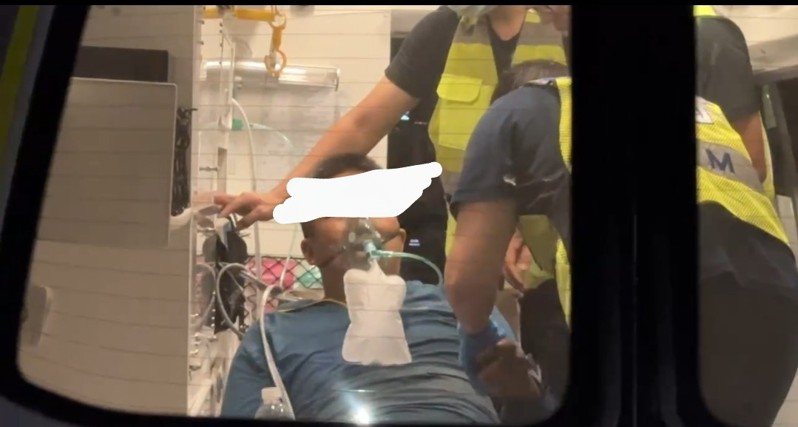 台東浸水營古道今下午傳登山團遭虎頭蜂攻擊,造成3人被螫傷,其中,洪姓嚮導被螫昏,經打強心針後,恢復意識,無生命危險。圖/民眾提供 台東浸水營古道今下午傳登山團遭虎頭蜂攻擊,造成3人被螫傷,其中,洪姓嚮導被螫昏,經打強心針後,恢復意識,無生命危險。圖/民眾提供