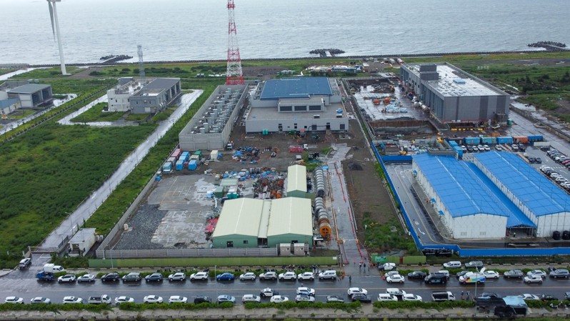 海龍離岸風電鹿港廠陸域降壓站機房20日發生鋼瓶內二氧化碳外洩，造成嚴重傷亡。本報資料照／記者黃仲裕攝影