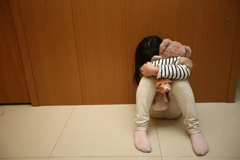6歲和3歲小姊妹遭狼父猥褻。示意圖/Ingimage 6歲和3歲小姊妹遭狼父猥褻。示意圖/Ingimage