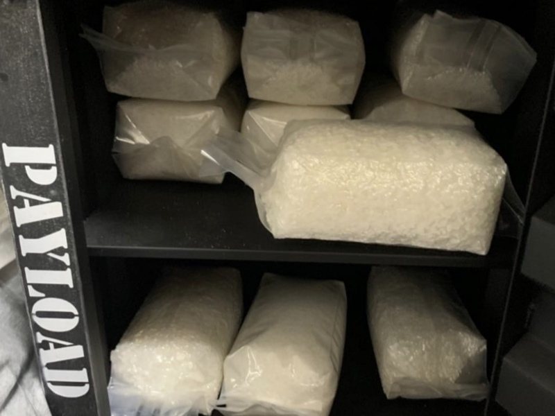 新竹地檢署指揮多個縣市警方破獲製毒工廠產業鏈,在工廠內查獲大量毒品成品及半成品。記者巫鴻瑋/翻攝 新竹地檢署指揮多個縣市警方破獲製毒工廠產業鏈,在工廠內查獲大量毒品成品及半成品。記者巫鴻瑋/翻攝