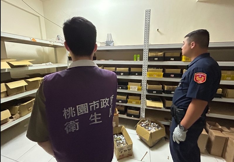 警方與衛生局從現場成品半成品和設備研判，應該還有上游，正在擴大追查。圖／衛生局提供