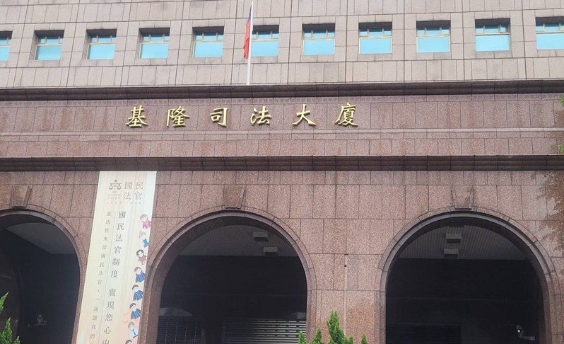 法官認為，邱女是針對訴人所張貼文章回應，出於一時忿激而為的情緒發言，用語雖尖酸苛薄，但仍在合理評論範圍。本報資料照片