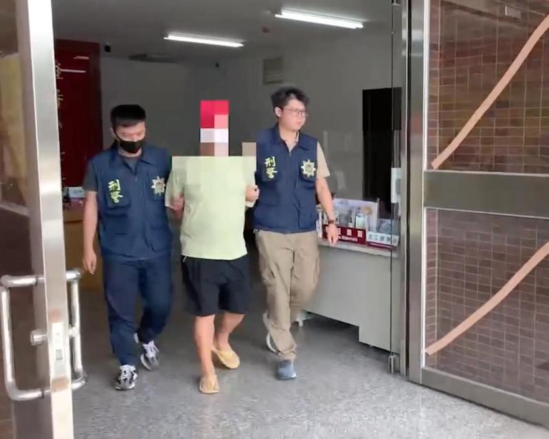 李男在許展維服務處惡意放鞭炮,檢方訊問後向法院聲押獲准,最終判決無罪。圖/讀者提供 李男在許展維服務處惡意放鞭炮,檢方訊問後向法院聲押獲准,最終判決無罪。圖/讀者提供