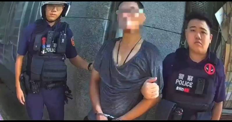 朱姓男子日前偷走自己工地的電線,食髓知味第二次下手,當場被逮個正著。記者翁至成/翻攝 朱姓男子日前偷走自己工地的電線,食髓知味第二次下手,當場被逮個正著。記者翁至成/翻攝