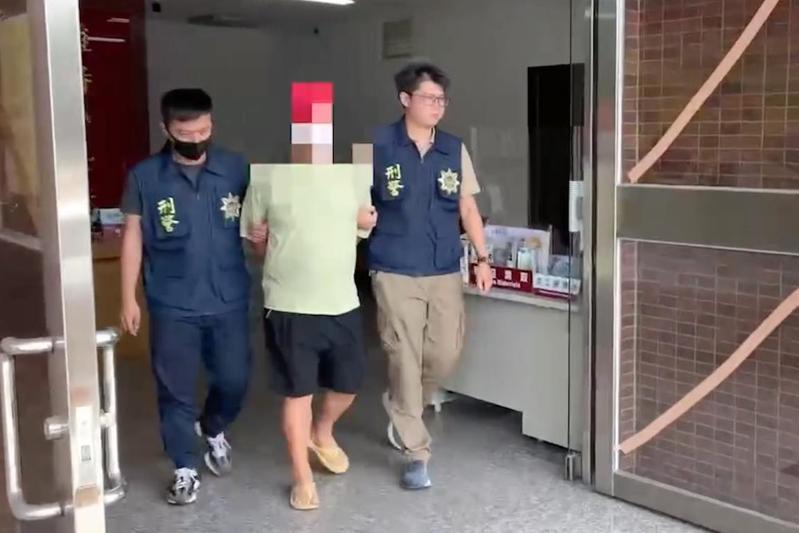李男在許展維服務處惡意放鞭炮,檢方訊問後向法院聲押獲准,最終判決無罪。圖/讀者提供 李男在許展維服務處惡意放鞭炮,檢方訊問後向法院聲押獲准,最終判決無罪。圖/讀者提供