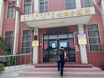 台中市梧棲區有貓隻疑似遭人虐待、傷害死亡,因涉違反動物保護法行政刑罰,台中市動保處已向警方告發。圖/台中市動保處提供 台中市梧棲區有貓隻疑似遭人虐待、傷害死亡,因涉違反動物保護法行政刑罰,台中市動保處已向警方告發。圖/台中市動保處提供