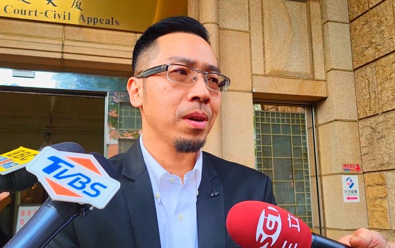 岳啟儒的委任律師吳彥鋒表示,曾格爾的說法變來變去,法庭是公開審理,大家都可以去旁聽,曾女都在迴避法官的問題。圖報系資料照 岳啟儒的委任律師吳彥鋒表示,曾格爾的說法變來變去,法庭是公開審理,大家都可以去旁聽,曾女都在迴避法官的問題。圖報系資料照