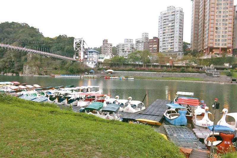 新北市碧潭風景區傳出多起落水事件。圖/本報資料照片 新北市碧潭風景區傳出多起落水事件。圖/本報資料照片