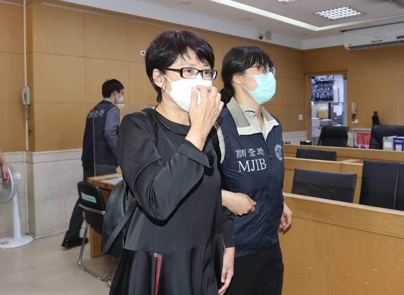 台北市政府前勞動局長陳信瑜（左）。圖／聯合報系資料照片