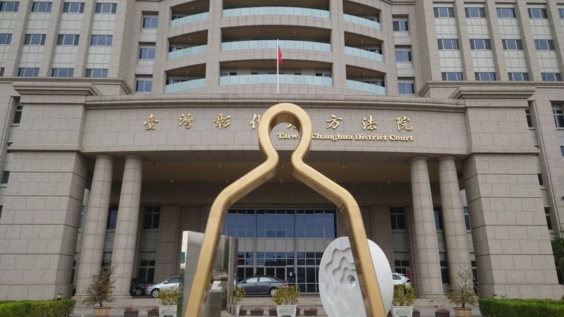 彰化縣一名鄭姓女子與曾姓男子互為鄰居但相處不睦，去年起互相檢舉，鄭女對曾男製造噪音提告，彰化地院判決鄭男應賠償鄭女5萬元精神撫慰金。記者簡慧珍／攝影