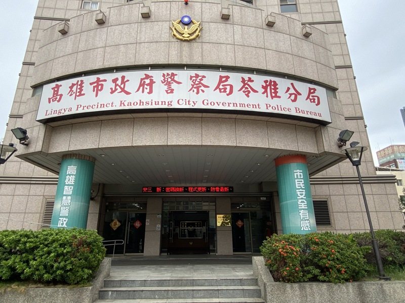 高雄市苓雅警分局轄區的武嶺街今天上午發生46歲劉姓男子和26歲朱姓女友雙雙陳屍租屋處案,警方初步排除他殺,明將報請檢察官相驗查死因。記者石秀華/攝影 高雄市苓雅警分局轄區的武嶺街今天上午發生46歲劉姓男子和26歲朱姓女友雙雙陳屍租屋處案,警方初步排除他殺,明將報請檢察官相驗查死因。記者石秀華/攝影