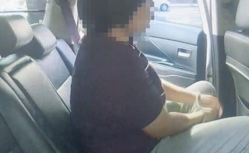 洪女在高雄、台南等地出沒，每次點上數千元餐點，最終雙手一攤喊沒錢，和許多業者受到損失。記者張議晨／翻攝