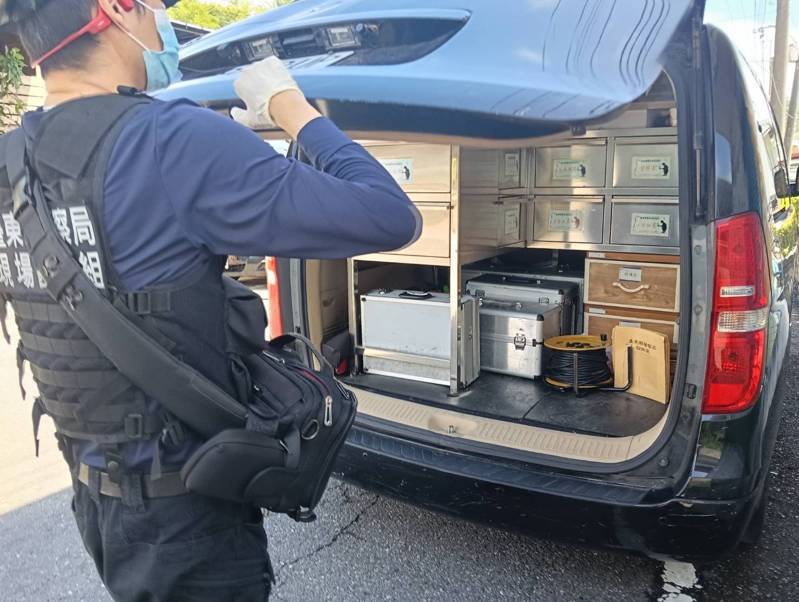 警方採證不會因陷膠著而停頓,包括人證、事證、鑑定或履勘的證據,都會持續執行。記者尤聰光/攝影 警方採證不會因陷膠著而停頓,包括人證、事證、鑑定或履勘的證據,都會持續執行。記者尤聰光/攝影