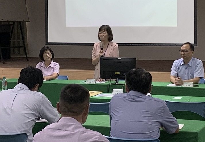 彰化地檢署今天邀集轄內金融機構及司法警察單位召開,彰化地區可疑帳戶預警中心聯繫會議,由檢察長張曉雯主持,成立「可疑帳戶預警中心」。圖/彰化地檢署提供 彰化地檢署今天邀集轄內金融機構及司法警察單位召開,彰化地區可疑帳戶預警中心聯繫會議,由檢察長張曉雯主持,成立「可疑帳戶預警中心」。圖/彰化地檢署提供