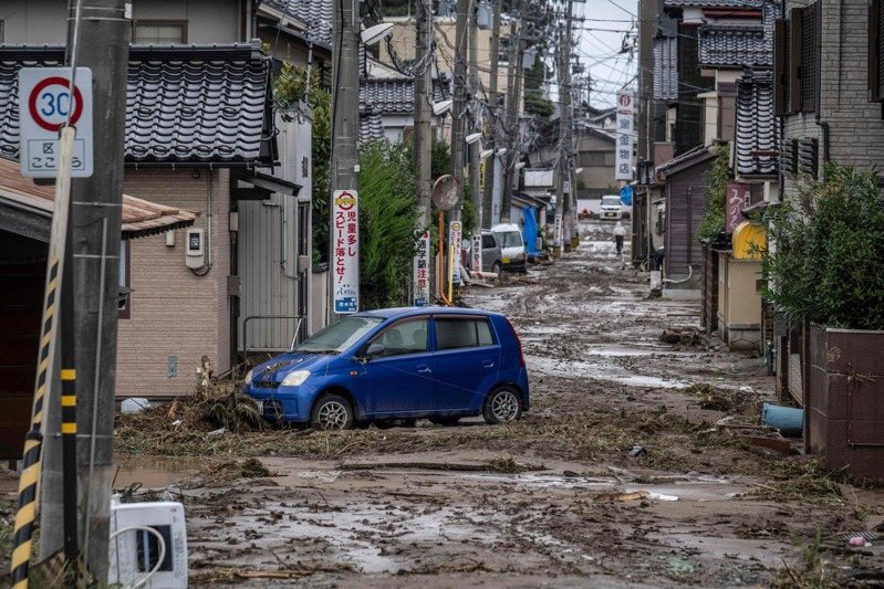 日本石川縣9月21日降下破紀錄大雨後引發土石流、河川氾濫等災害。 法新社 日本石川縣9月21日降下破紀錄大雨後引發土石流、河川氾濫等災害。 法新社