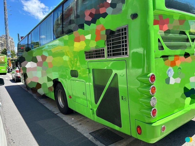 新北市三峽區復興路今天上午發生一起車禍，造成一死一傷，現場沒有人酒駕，肇因待查。記者曾伯愷／翻攝
