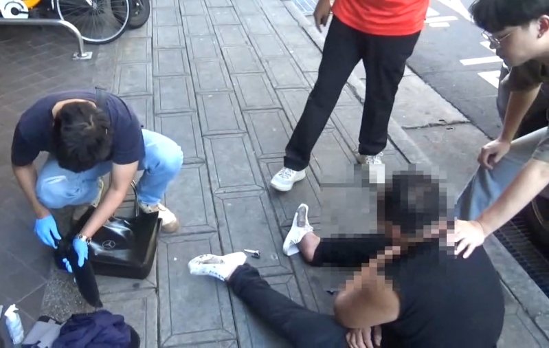 張男落網後無奈落淚，哭訴自己已沒錢吃飯，真的走投無路，自知犯罪必須面對刑責。記者李隆揆／翻攝