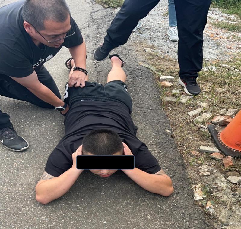 雲林地檢署指揮偵破兩起詐騙案，兩案共逮捕24人，其中有銀行經理竟也涉案被起訴。記者蔡維斌／翻攝