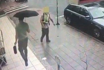 相關監視器畫面顯示，魏男從下車後走到案發地途中無異狀。圖／讀者提供