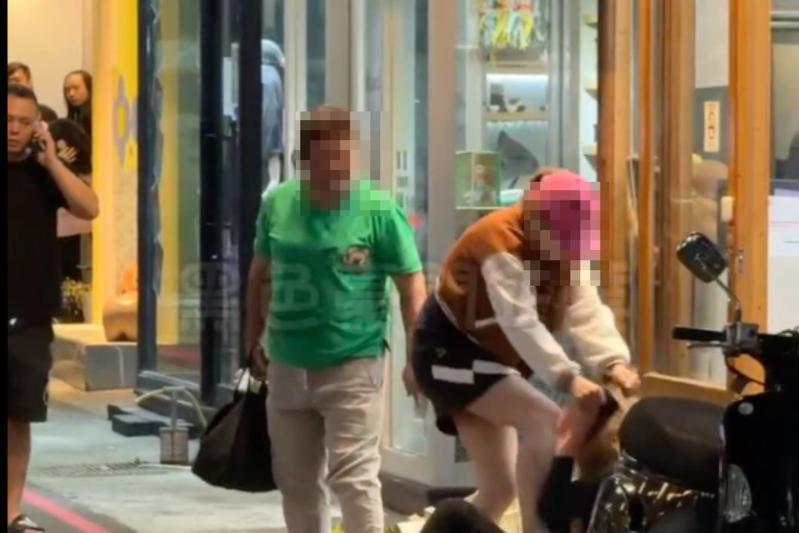 台中市一中商圈一間髮廊在昨晚爆發房東與房客的肢體衝突。圖／摘自黑色豪門企業