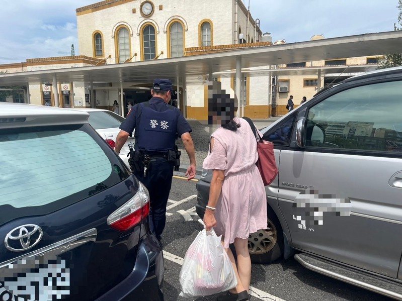 嘉義市警方協助女網友申請川資並載往嘉義火車站搭車返家。圖／翻攝畫面