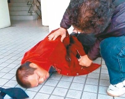 劉志明十年前持鐵鎚殺死素昧平生的退休女教師,遭判處無期徒刑定讞。本報資料照片 劉志明十年前持鐵鎚殺死素昧平生的退休女教師,遭判處無期徒刑定讞。本報資料照片
