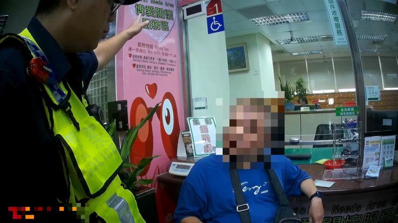 繼中派出所1天內接獲3起銀行單位通報,表示有民眾遭詐騙欲匯款,警方費盡口舌勸阻替3人保住共151萬元。記者曾健祐/翻攝 繼中派出所1天內接獲3起銀行單位通報,表示有民眾遭詐騙欲匯款,警方費盡口舌勸阻替3人保住共151萬元。記者曾健祐/翻攝