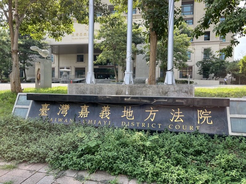 3名司機涉嫌將公司車加滿油後再抽油盜賣，公司提告請求連帶賠償2千1百多萬元。圖／資料照片
