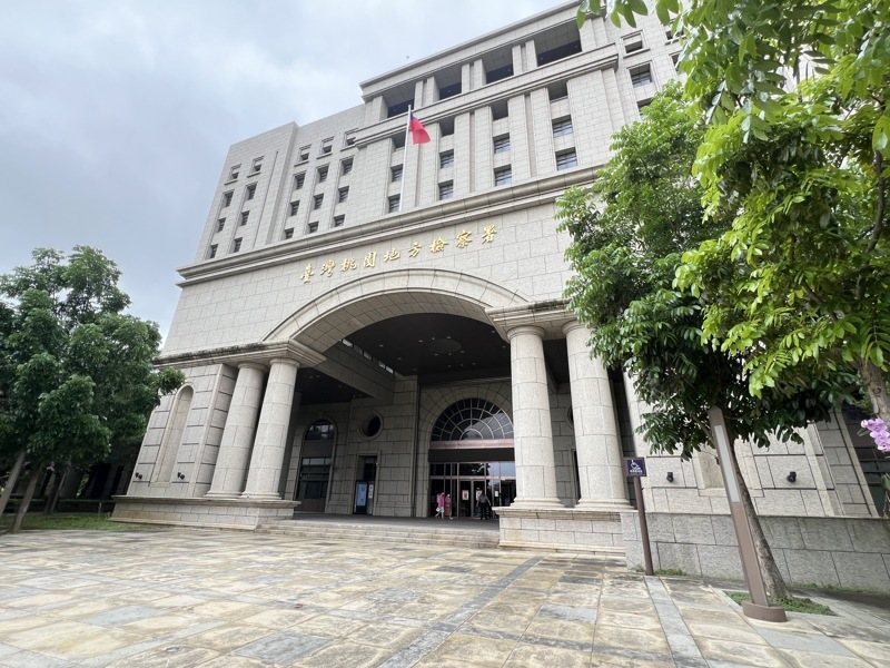 越南移工夥同鄉4人綁架勒贖財力頗豐的阮姓同鄉，還找2台男協助，桃園地檢署偵結，將郯文玲等人依擄人勒贖、剝奪他人行動自由等罪嫌起訴。記者陳恩惠／攝影
