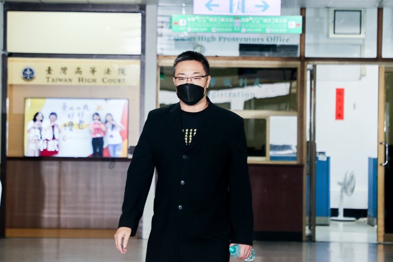 朱學恒(圖)酒後強吻猥褻鍾沛君,二審將於11月14日宣判。記者曾原信/攝影 朱學恒(圖)酒後強吻猥褻鍾沛君,二審將於11月14日宣判。記者曾原信/攝影