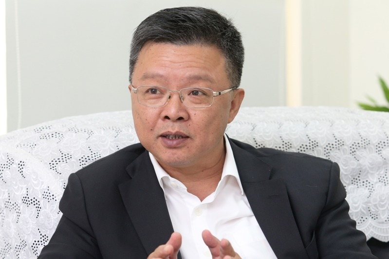 台鹽綠能弊案，檢調查出台綠前董事長陳啟昱（圖）、前總經理蘇坤煌涉訂不平等合約，支付違約金給自己人任職的廠商等方式，「左手換右手」將錢搬出詐財。本報資料照片