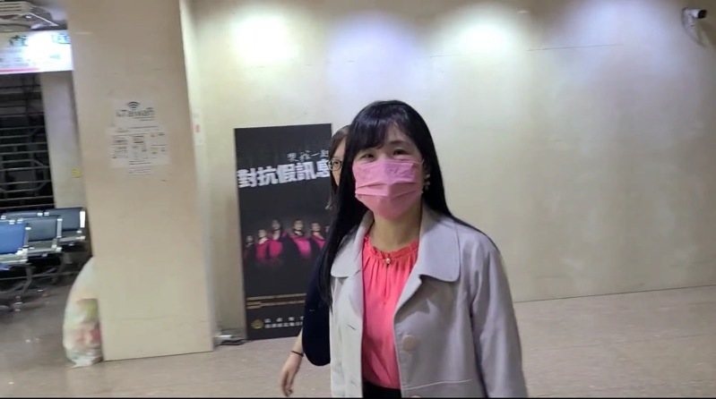 和安堂顧問許盈宜涉掏空交保50萬元。記者張宏業/攝影 和安堂顧問許盈宜涉掏空交保50萬元。記者張宏業/攝影