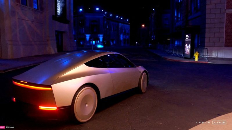 先前發布的無人駕駛計程車「Cybercab」。(路透) 先前發布的無人駕駛計程車「Cybercab」。(路透)